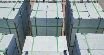 抚州 芝麻白花岗岩5公分地铺石 花岗岩厂家工厂装车日常