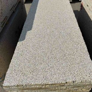 抚州 黄金麻花岗岩荔枝面毛板，半成品