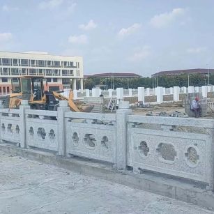 抚州 白麻花岗岩荔枝面河道栏杆