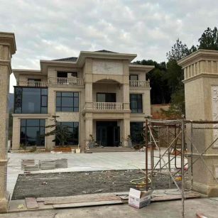 抚州 黄金麻花岗岩别墅雕花外墙干挂配上门口雕花罗马柱