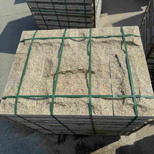 抚州 黄金麻花岗岩石材自然面蘑菇石成品