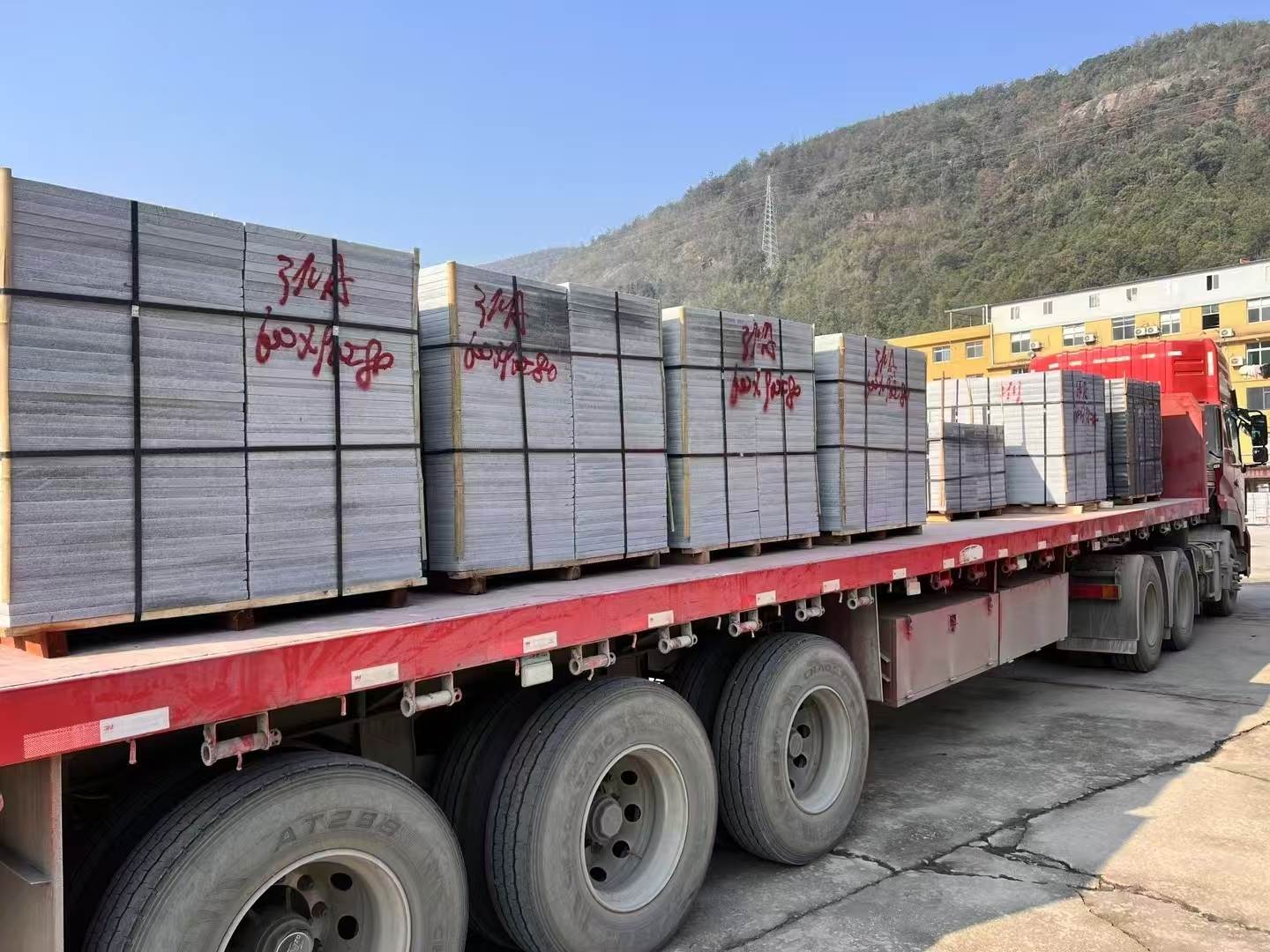 抚州 芝麻灰地铺石出货日常