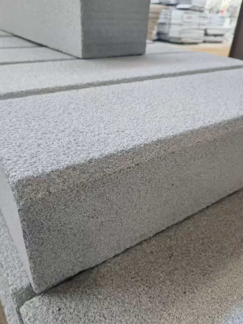 抚州 芝麻灰荔枝面路沿石