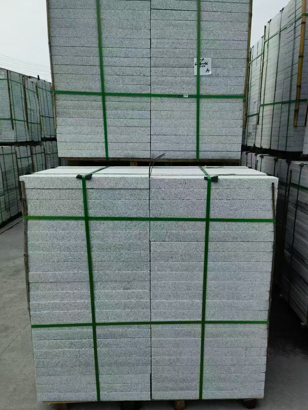 抚州 芝麻白火烧，园林广场市政工程地铺石，1.8~5.0厚均有现货