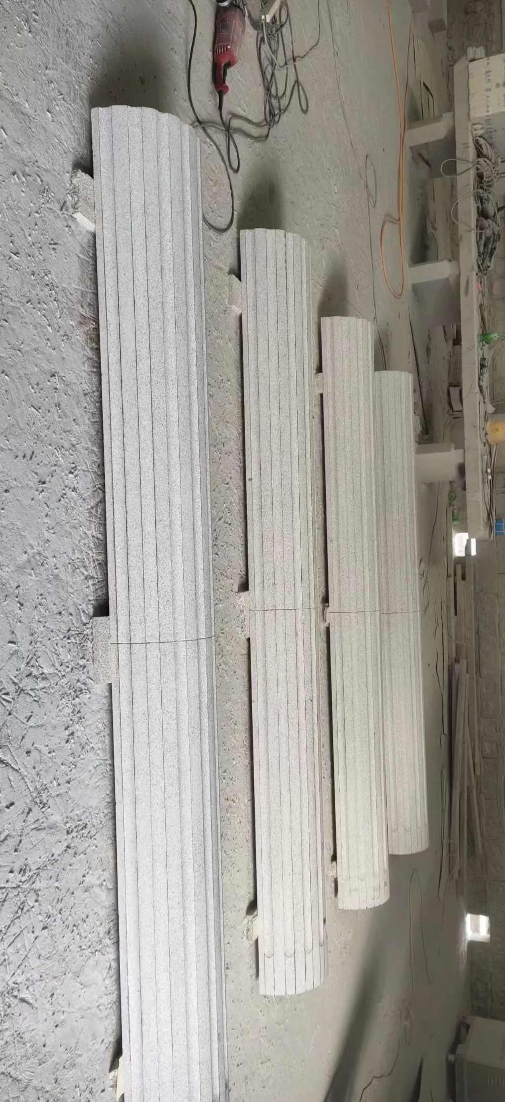 抚州 花岗岩厂家带你看白麻花岗岩门楼大柱柱皮