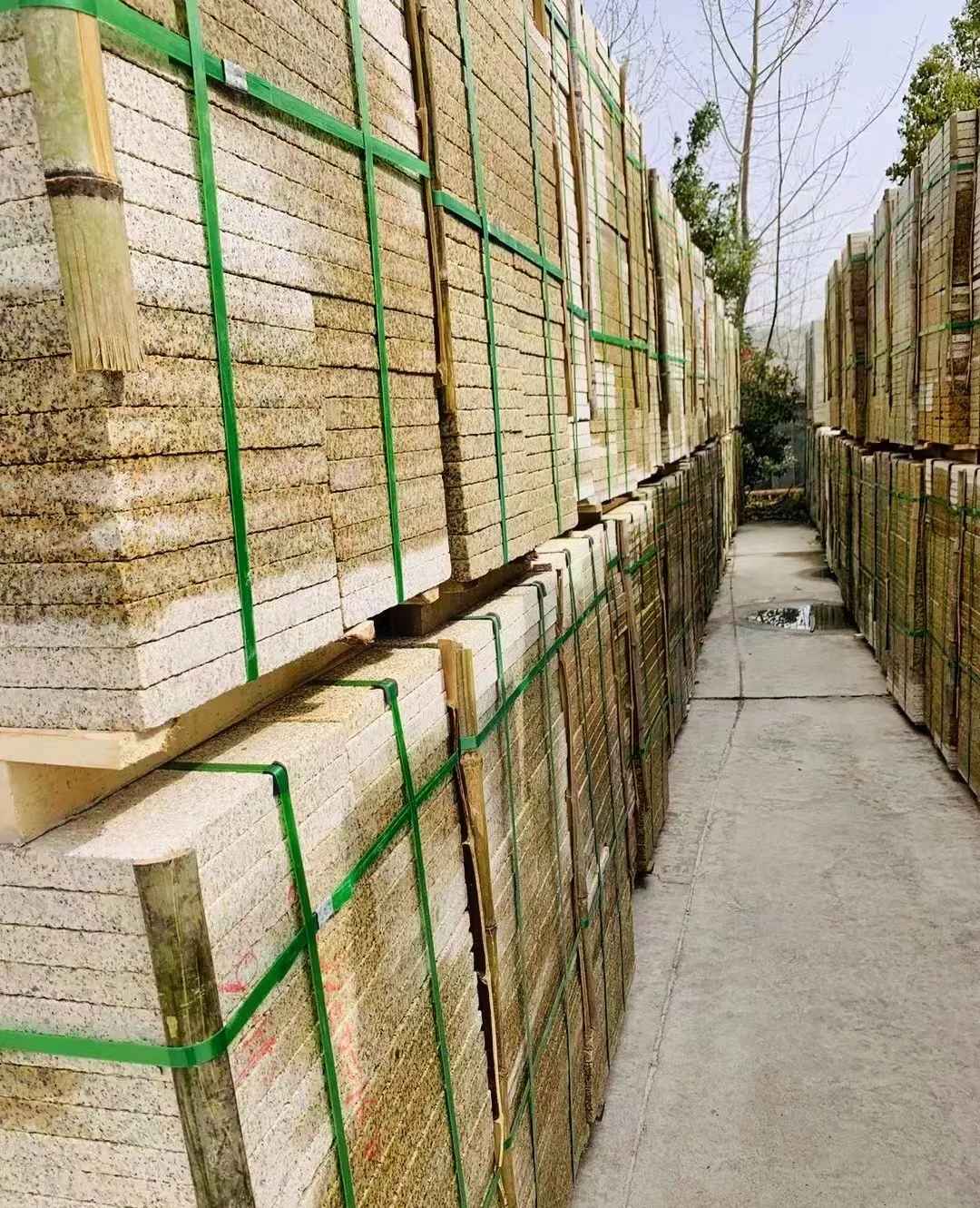 抚州 黄金麻花岗岩荔枝面地铺石