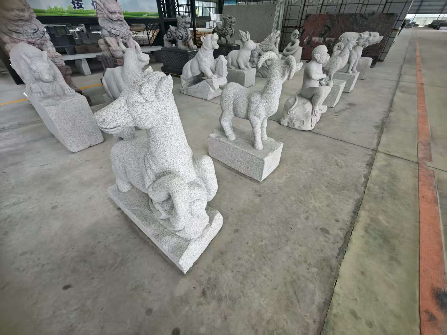 抚州 芝麻白花岗岩造型立体雕刻——十二生肖