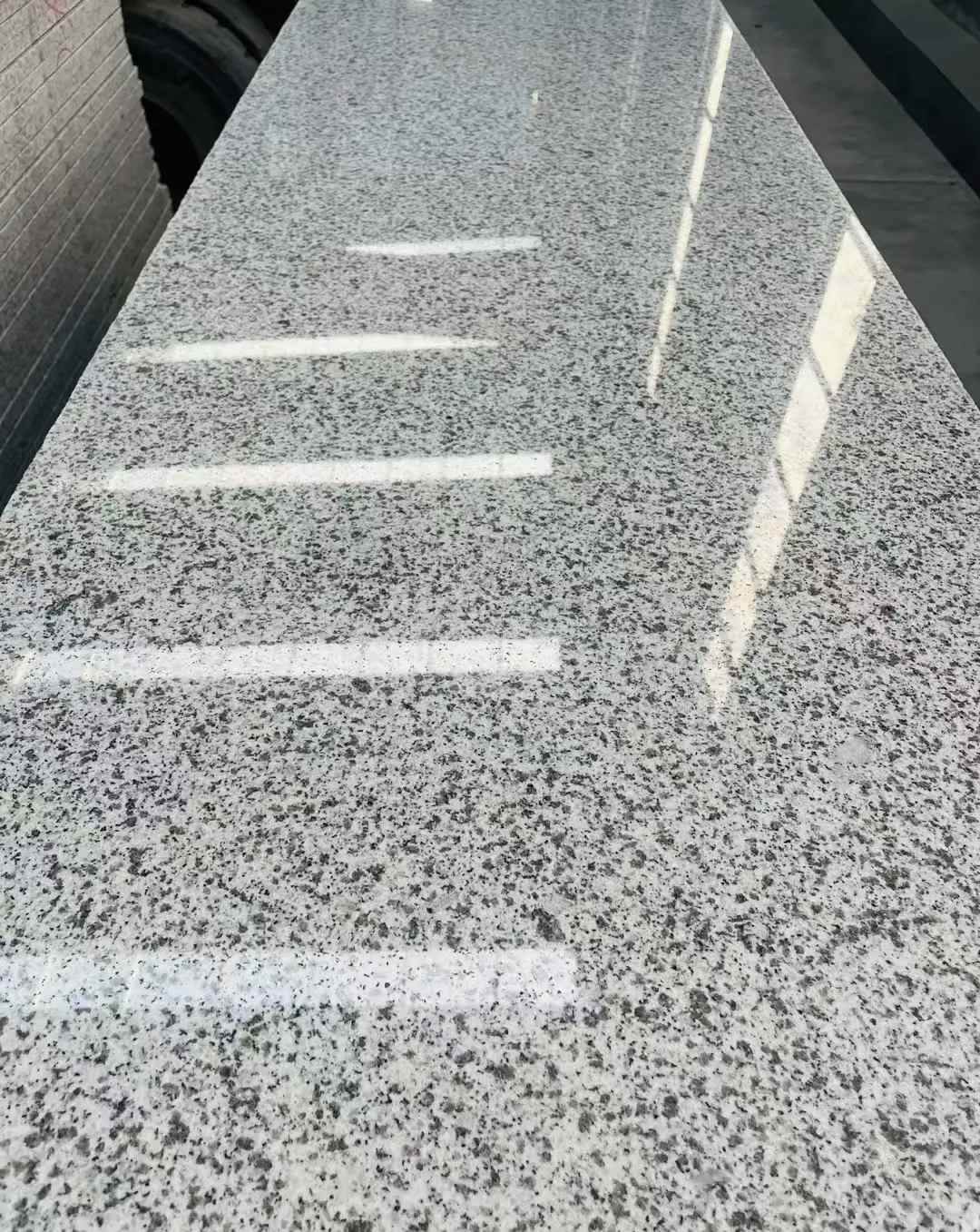 抚州 白麻花岗岩光面毛板